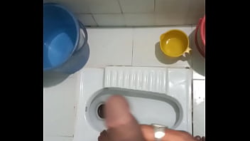 indian hidden camera in toilet