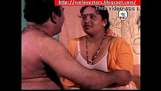 malayalam actor swetha menon six hot videos