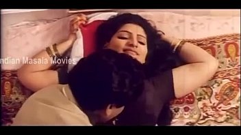 hot mallu aunty romance