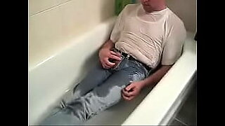 bbw bath time in tub