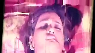 indian armpit lick kissing girls