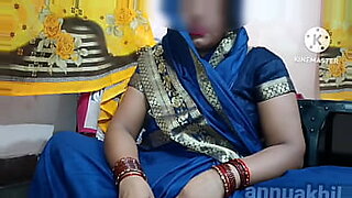 cute girl sex mom and boy in hindi