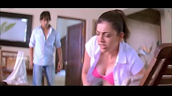 mom and son big boobs hindi dubbed