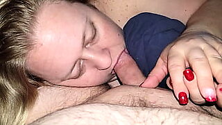 sleep sunny leone with tommy gunn sex video