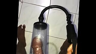 mak tua mandi tetek besar