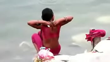 african girls bathing in river
