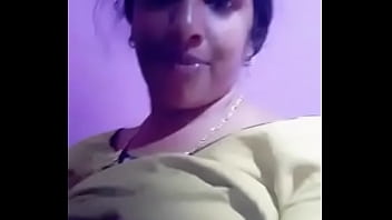 indian maa beta hot pressing boobs