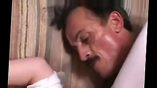 father and cuti daughter sexvideocom