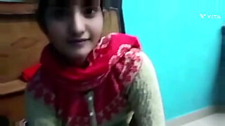 12 saal ki ladki ki boor ki chudai hindi video hindi mein audio be