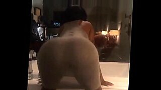 big ass big tit small waist black girl strip show