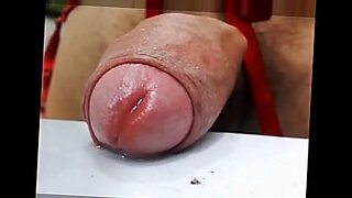 asian ladyboy shemale cum swallow