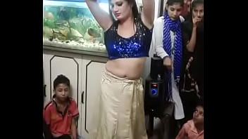girl during dance boy put the fuck
