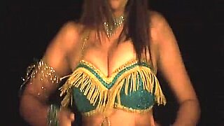 nude persian belly dance