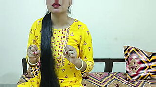 indian sister bro sleeping xxxvideos4