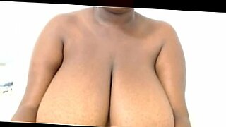 kerala muslim sucking girl naked boobs