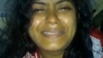 desi bhabi ki chudie from yutube