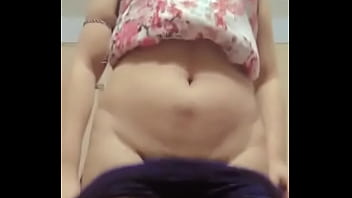 beautiful girls pissing video