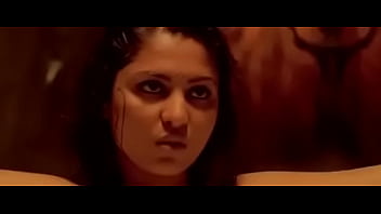 tamil actress nayanthara hot nude bathing video