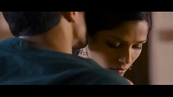 pyaar manga hai hot scenes zareen khan youfreecam com