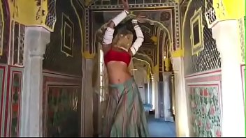 desi indian wife moans loud when fucked in the ass