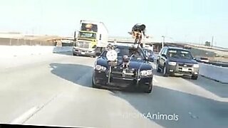 poor man in road fuck by girl