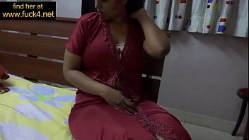 pakistani wife gets fucked husband and friend video