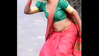 indian woman farting in saree