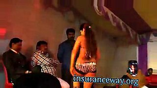 bhojpuri stage dance 3gp video downloding7