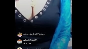 desi indian aunty drinking the cum