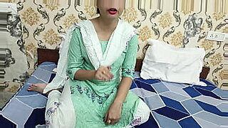 indian beautiful girl in urdu