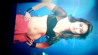 kareena kapoor nude hot video with saif ali khan
