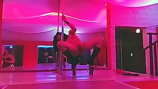 hot cfnm throat fucking at strip club by lucky guy4