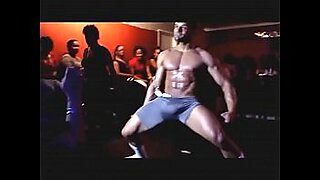 flexible italian dancer cums from double penetration