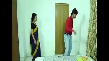 indian aunty hot navel romance