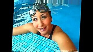 claudia antonelli blowjob and fuck in the pool