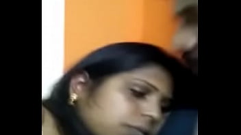 desi college girlfriend romantic kiss and boob press