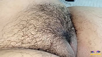 maid eat black hairy pussy