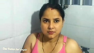 indian guy hiddenly ccaptued mom bathroom