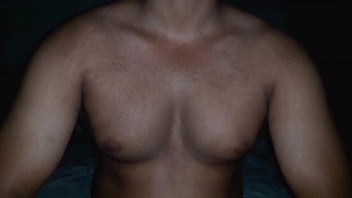 flat chest bottom sex