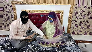 ak butifutiful bhabhi ki chut faar dena video by hindi adio