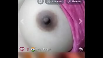 tiny asian orgasm on webcam