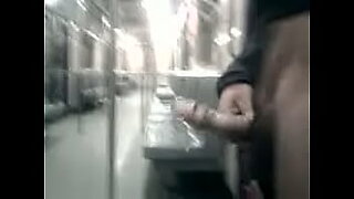 video porno en el metro rosones que el hombre abusa